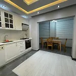 Sabiha Goekcen Airport & Metro Апартаменты *